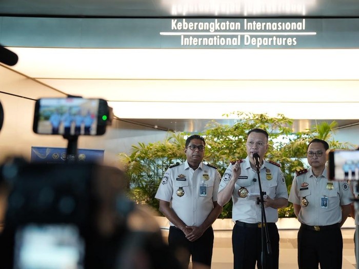 Dirjen Imigrasi Kemenimipas Hendarsam Marantoko