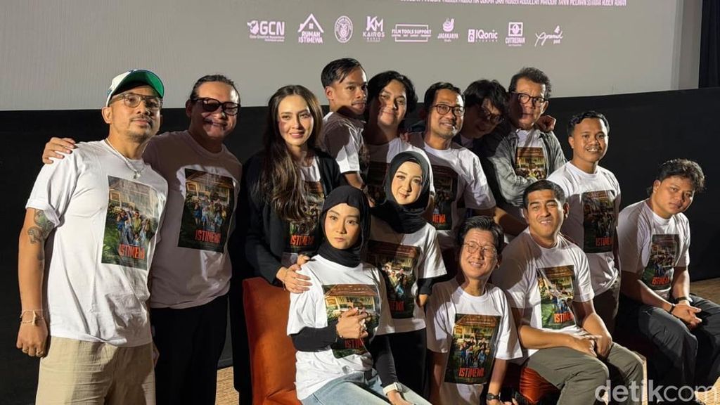 Mathias Muchus Bicara Film Istimewa