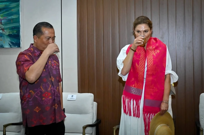 Kunjungan ke Lombok, Putri Mahkota Swedia Disuguhi Sate hingga Ayam Taliwang