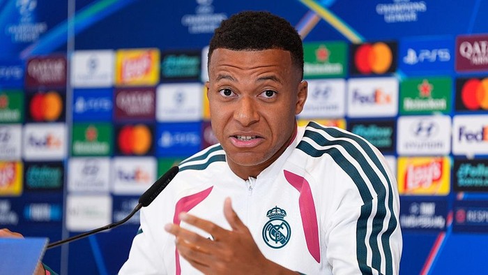 VALDEBEBAS, SPAIN - SEPTEMBER 07: Kylian Mbappe attends his press conference during the training day of Real Madrid ahead of the UEFA Champions League 2026/27 match against FC Internazionale Milano at Ciudad Deportiva Real Madrid on September 07, 2026, in Valdebebas, Madrid, Spain. (Photo By Dennis Agyeman/Europa Press via Getty Images)
