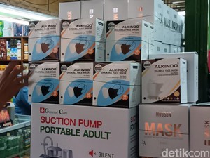 Harga Masker di Pasar Pramuka Sudah Naik 2 Kali Lipat