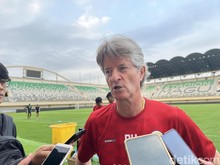 Puji Suporter PSS Away ke Bali, Huistra Nantikan Gemuruh di Kandang