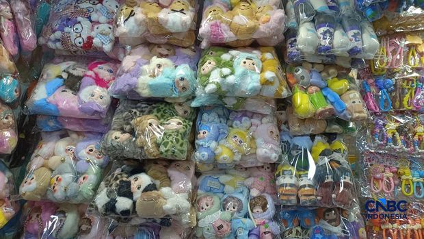 Pusat Grosir Asemka kini jadi 'Dapur' Bisnis Reseller, Jakarta, Selasa (8/9/2026). Pusat Grosir Asemka kini jadi 'Dapur' Bisnis Reseller, Jakarta, Selasa (8/9/2026). (CNBC Indonesia/Martyasari Rizky)
