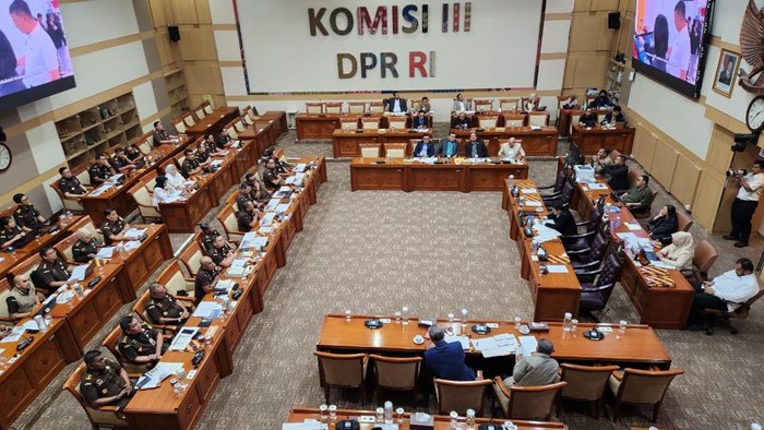 Rapat Badan Pemulihan Aset (BPA) Kejagung dengan Komisi III DPR (Anggi/detikcom)