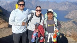 Antisipasi Karhutla, Pemandu Gunung Rinjani Bawa Apar Saat Mendaki