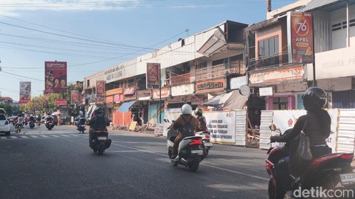 Suasana proyek Jalan Diponegoro, Singaraja, Selasa (8/9/2026).