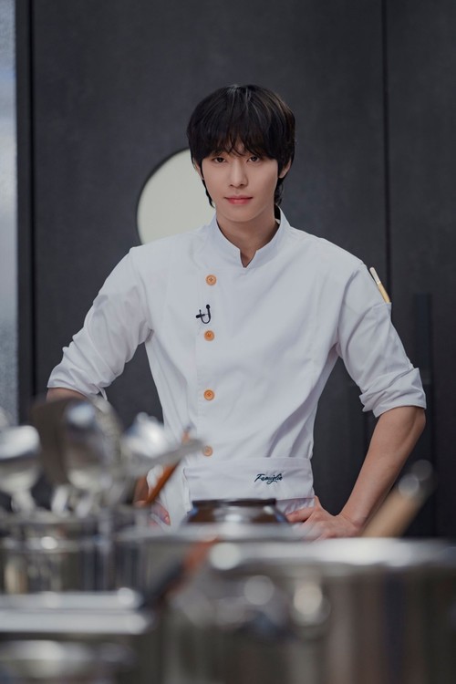 Penampilan Ahn Hyo Seop dalam drama Korea Final Table.