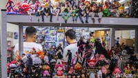 Kampoeng Mainan telah menggunakan nama tersebut sejak 2013 dan mulai semakin eksis sejak 2020. Kehadirannya menjadi salah satu tempat yang mempertemukan penggemar mainan dari berbagai usia dalam satu ruang.