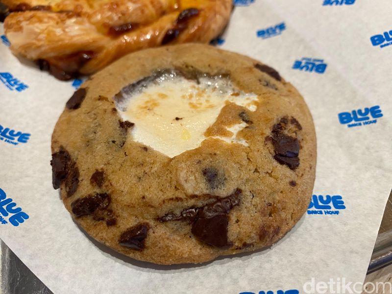 Blue Bake Houf (BBH) Blue Bake Houf
