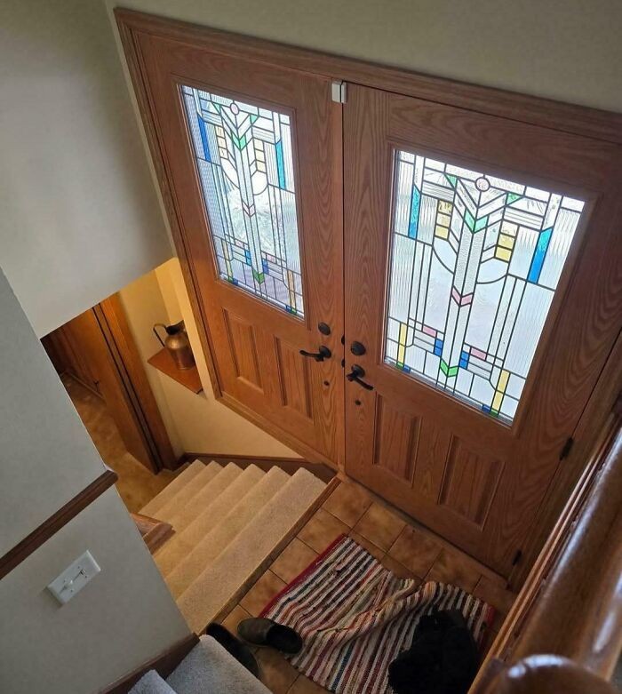 Desain arsitektur unik yang merepotkan.