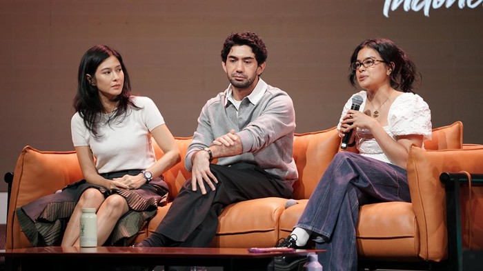 Sutradara dan pemain film Descendants of the Sun Indonesia.
