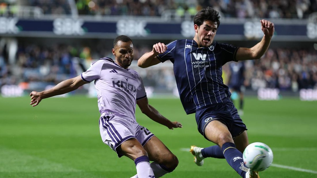 Elkan Baggott di laga Millwall vs Newcastle United. (Foto: Getty Images/Richard Pelham)