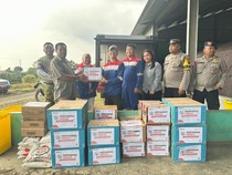 Elnusa Petrofin Salurkan Bantuan bagi Pengungsi Erupsi Gunung Sinabung