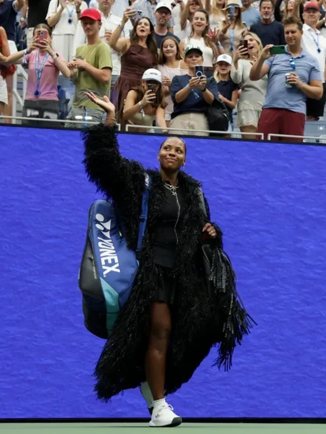 Foto: Outfit Unik Taylor Townsend di US Open 2026, Disebut Mirip Beruang