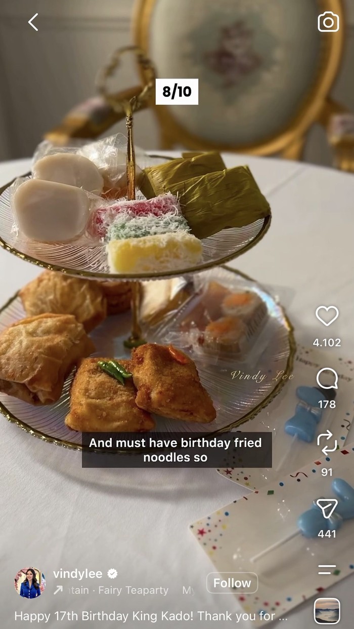 Gemas! Vindy Lee Rayakan Ultah Burungnya ke-17, Siapkan Kue hingga Mie