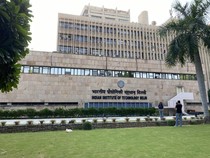 Melihat Gedung Estetik Kampus Terbaik di India, IIT New Delhi