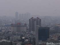 Asap Karhutla Mulai Masuk Jakarta, Begini Cara Aman Stay di Rumah