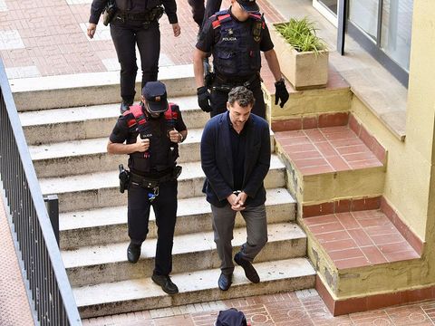 MARTORELL, BARCELONA CATALONIA, SPAIN - MAY 19: Jonathan Andic, the son of Mango's founder, as he leaves the Juzgado de Instruccion 5 in Martorell after paying the one million euro bail, on 19 May, 2026 in Martorell, Barcelona, Catalonia, Spain. The Mossos d'Esquadra have arrested Jonathan Andic, the son of Mango founder Isak Andic, for the death of his father on 14 December 2024 after falling off a cliff in the Salnitre Caves in Collbato (Barcelona). Jonathan Andic, who was the only companion on the day of his father's death, is being investigated by the Juzgado de Instruccion 5 of Martorell (Barcelona). (Photo By David Oller/Europa Press via Getty Images)