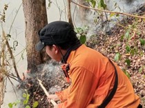Tiga Hari Berjibaku Padamkan Api di Gunung Ceremai