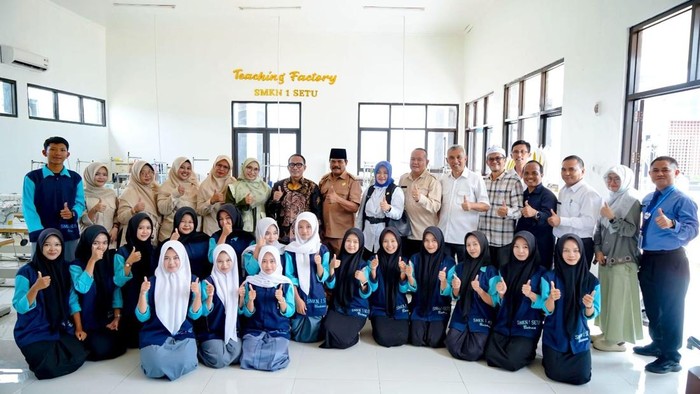 Kerja sama SMK di Jabar dan perusahaan untuk program siap kerja