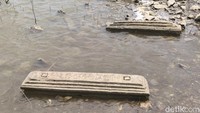 Makam Kuno-Jembatan Tua Muncul Saat Waduk Gajah Mungkur Surut