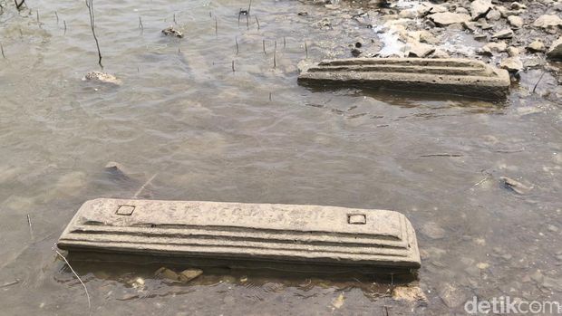 Makam kuno di Waduk Gajah Mungkur, di Kelurahan/Kecamatan Wuryantoro, Kabupaten Wonogiri, Rabu (9/9/2026).