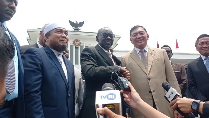 Menhan RI Sjafrie Sjamsoeddin menerima kunjungan dari Menhan Sudan, H.E.Lt Gen Hassan Daoud Kabroun Kayan