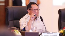 Mendagri Tegaskan Petugas Damkar Tak Perlu Minta Izin untuk Padamkan Karhutla