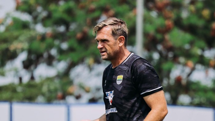 Pelatih Persib Igor Tolic.