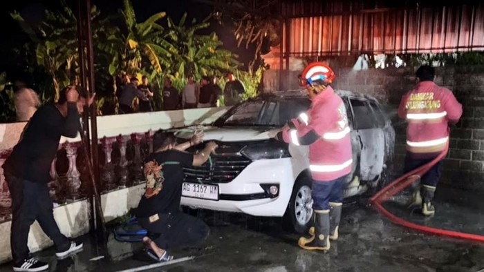 Pembakaran mobil di Tulungagung gegara sakit hati