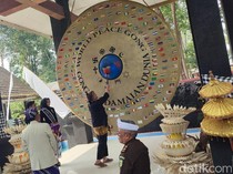 Pesan Damai untuk Dunia Lewat Gong Perdamaian dari Tanah Galuh Ciamis