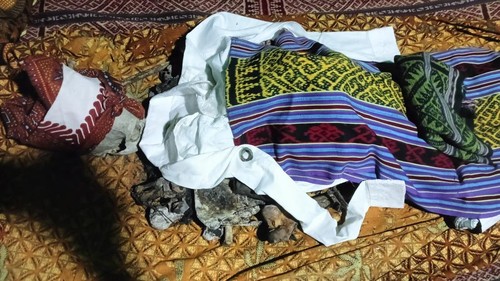 Penampakan tulang belulang manusia yang ditemukan warga di Hutan Batfao, Desa Nekbaun, Kecamatan Amarasi Barat, Kabupaten Kupang, NTT, Selasa (8/9/2026). (Dok. Polres Kupang).