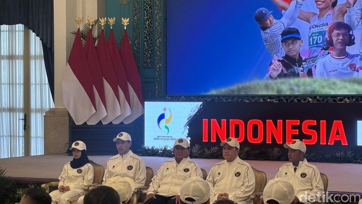 Prabowo saat melepas ratusan atlet Asian Games 2026 di Istana Negara, Jakarta Prabowo saat melepas ratusan atlet Asian Games 2026 di Istana Negara, Jakarta