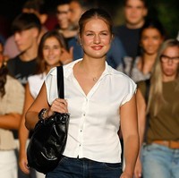 Pendidikan S1 ditempuh Leonor setelah menjalani pelatihan militer ketat selama tiga tahun. Foto: Europa Press via Getty Images/Europa Press Entertainment
