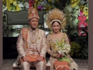 7 Potret Pernikahan Rafi Anak Adjie Pangestu, Usung Adat Aceh dan Jawa