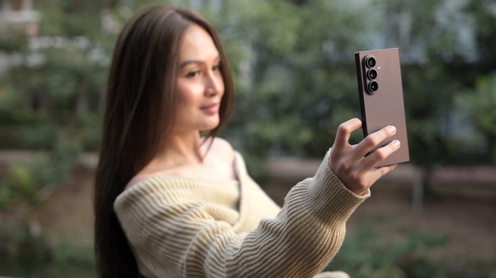 Review Samsung Galaxy Z Fold 8 Ultra