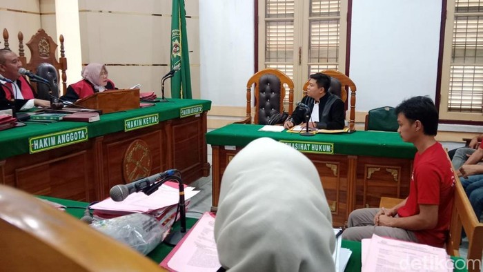 Terdakwa kasus penyelundupan narkoba diadili di ruangan Cakra 4 Pengadilan Negeri Medan, Rabu (9/9/2026)