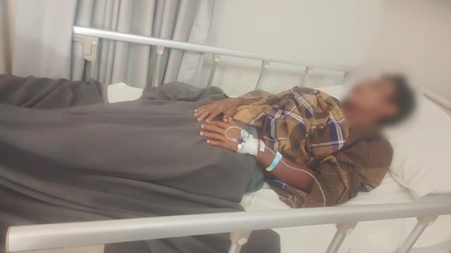Syarif, warga Kampung Rangko, Desa Tanjung Boleng, Kecamatan Boleng, Manggarai Barat, NTT, dirawat di RS Siloam Labuan Bajo akibat dianiaya dua prajurit TNI. (Dok Saprudin, adik kandung Syarif)
