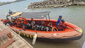 Tim SAR Belum Temukan 5 Jurnalis di 3 Pulau Sekitar Anak Krakatau