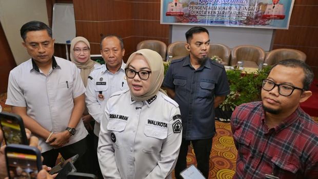 Walkot Kendari Siska Karina Imran menyoriti kenaikan harga pangan di Kota Kendari. Dokumen Istimewa Walkot Kendari Siska Karina Imran menyoriti kenaikan harga pangan di Kota Kendari. Dokumen Istimewa