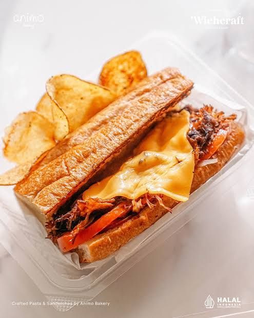 Restoran di Gedung WTC Sudirman