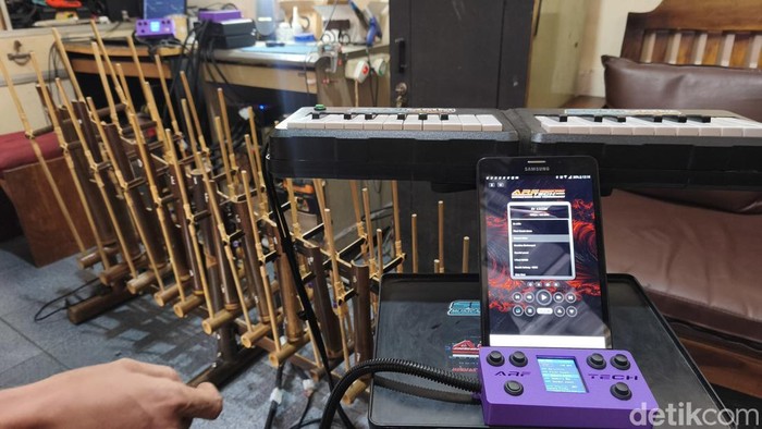 Angklung robotik.