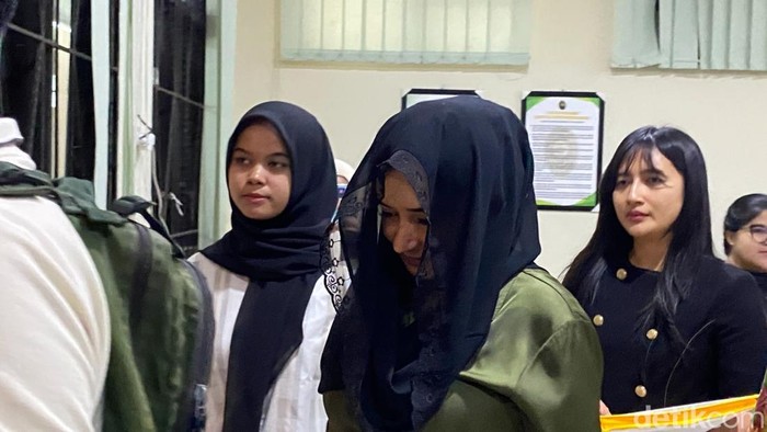 Bupati Pekalongan nonaktif Fadia Arafiq di Pengadilan Tipikor Semarang, Kecamatan Semarang Barat, Kota Semarang, Kamis (10/9/2026).