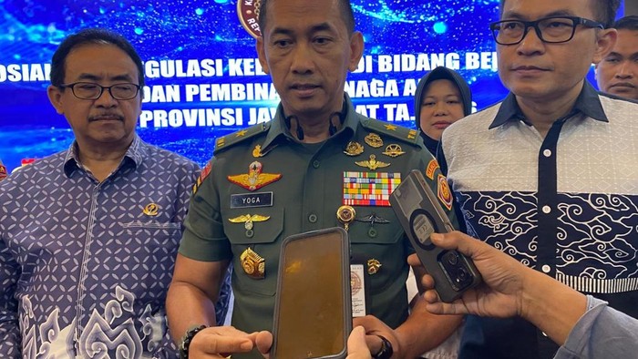 Diskusi bela negara di Bandung