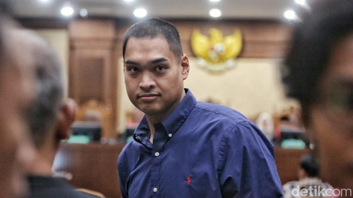Menteri Pemuda dan Olahraga periode 2023-2025 Ario Bimo Nandito Ariotedjo memberikan keterangan sebagai saksi di Pengadilan Tipikor pada PN Jakarta Pusat, Kamis (10/9/2026).
