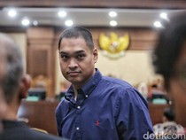Video: Ekspresi Dito Ariotedjo Usai Jadi Saksi di Sidang Kasus Kuota Haji