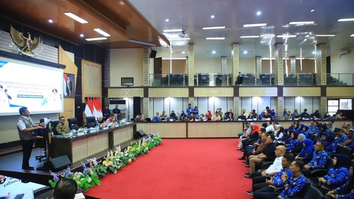 Herman Deru saat membuka Focus Group Discussion (FGD) RUU Ketransmigrasian bersama Stakeholder di Sumsel
