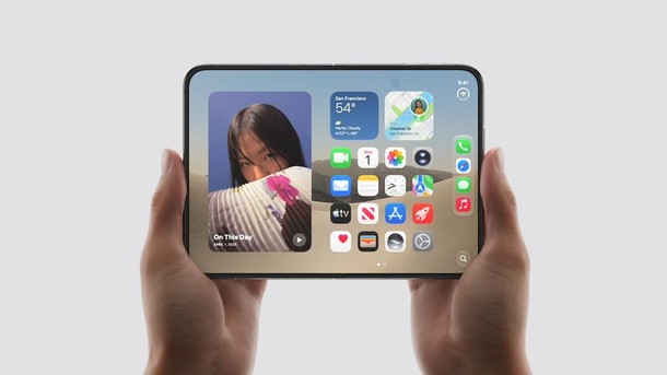 Dibanding Foldable Android, iPhone Duo Malah Lebih Berat