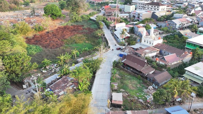 Jalan Lingkar Unhas Tamalanrea telah rampung dibangun Pemprov Sulsel.