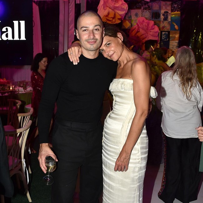 8 Potret Mesra Katie Holmes dan Pacar Baru yang Lebih Muda 8 Tahun